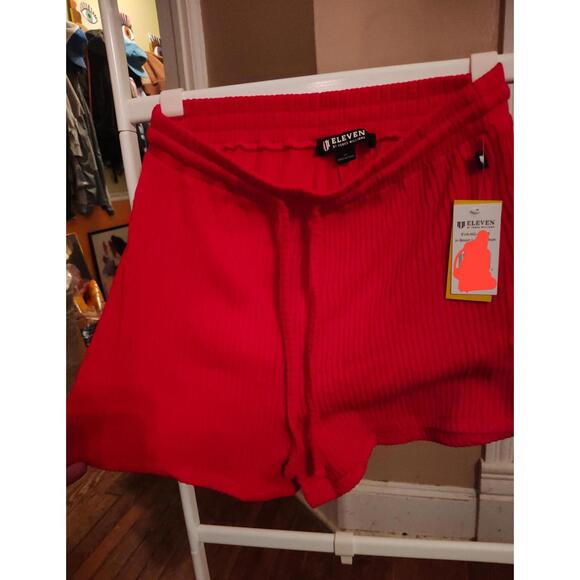 NWT- Eleven Venus Williams lounge shorts M candy red - Picture 1 of 3